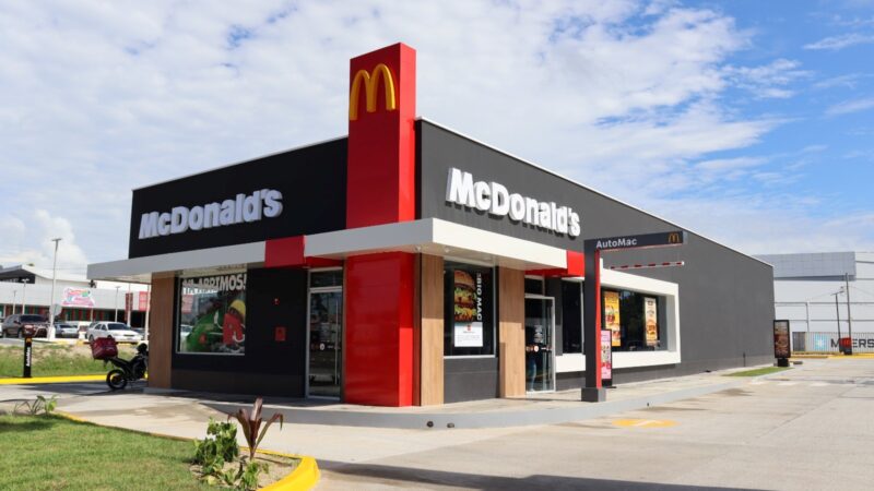 McDonald’s celebra la apertura de su restaurante número 80 en Panamá