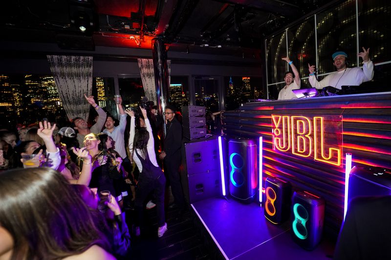 JBL Partybox Live: La revelación de los nuevos altavoces de fiesta, en una explosión de música y entretenimiento