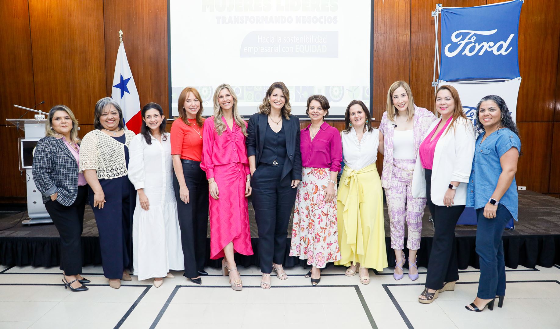 Ford auspicia el Foro Mujer+ Panamá: Mujeres líderes transformando los negocios