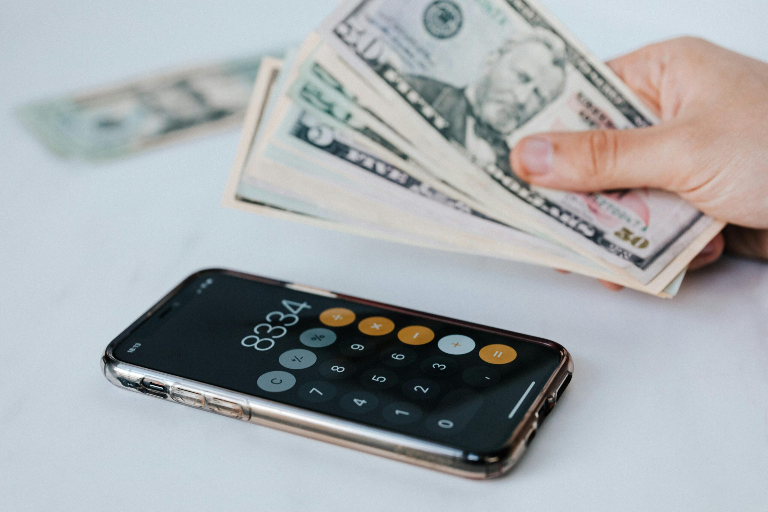 ¿En qué gasta el panameño su salario?: Alimentación, vivienda y transporte