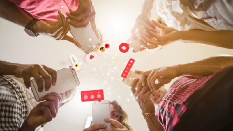 Día de las Redes Sociales: cómo preservar lo humano en la era de bots y deepfakes