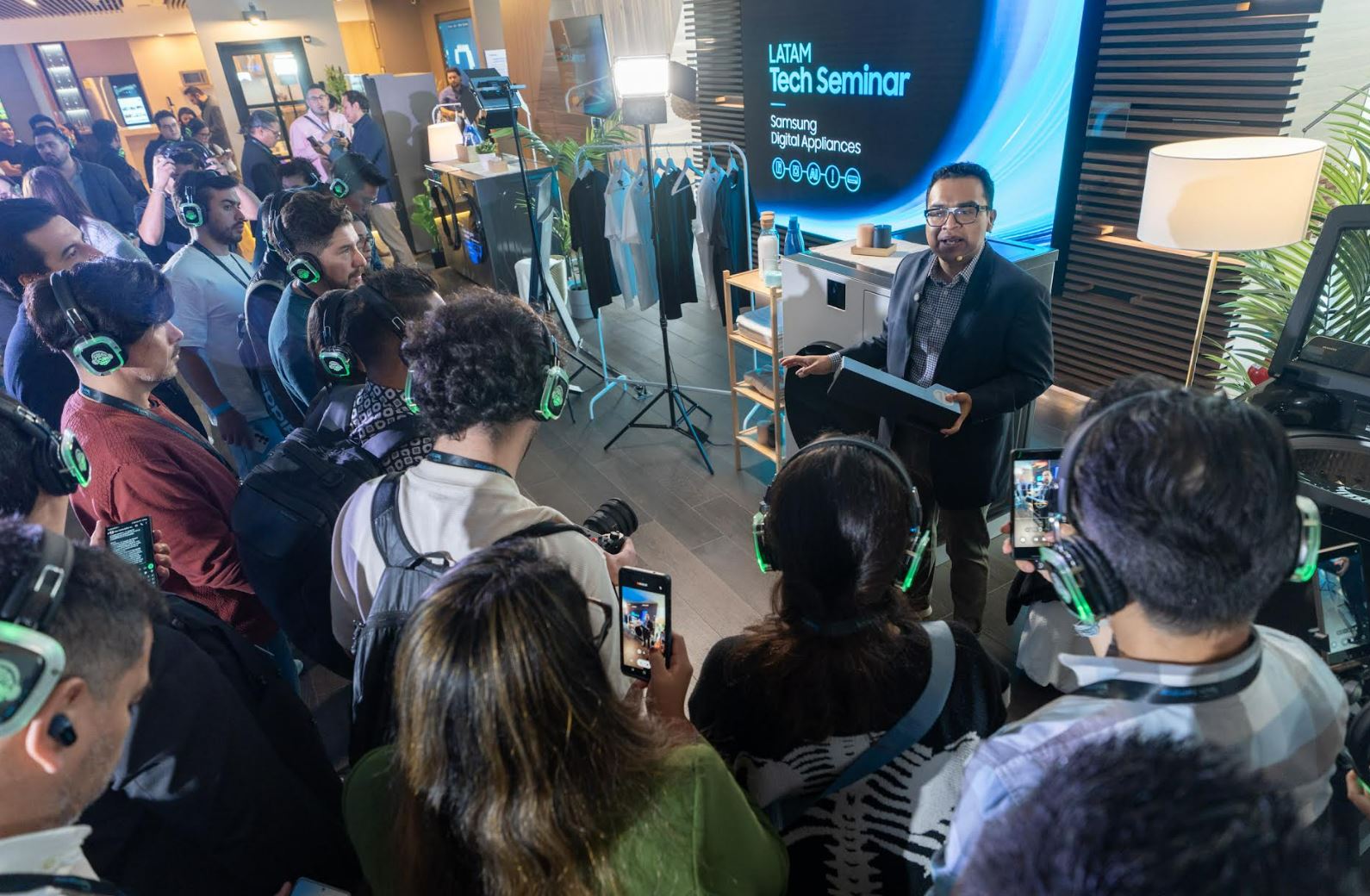 Samsung Electronics presenta innovaciones en electrodomésticos potenciados por IA en el LATAM Tech Seminar 2025