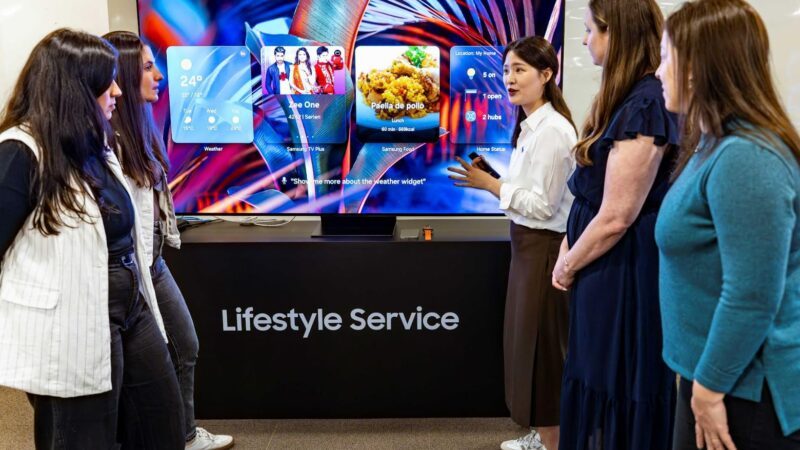 Samsung presenta innovaciones en inteligencia artificial para televisores, barras de sonido y monitores en el 2025 LATAM Visual Display Seminar