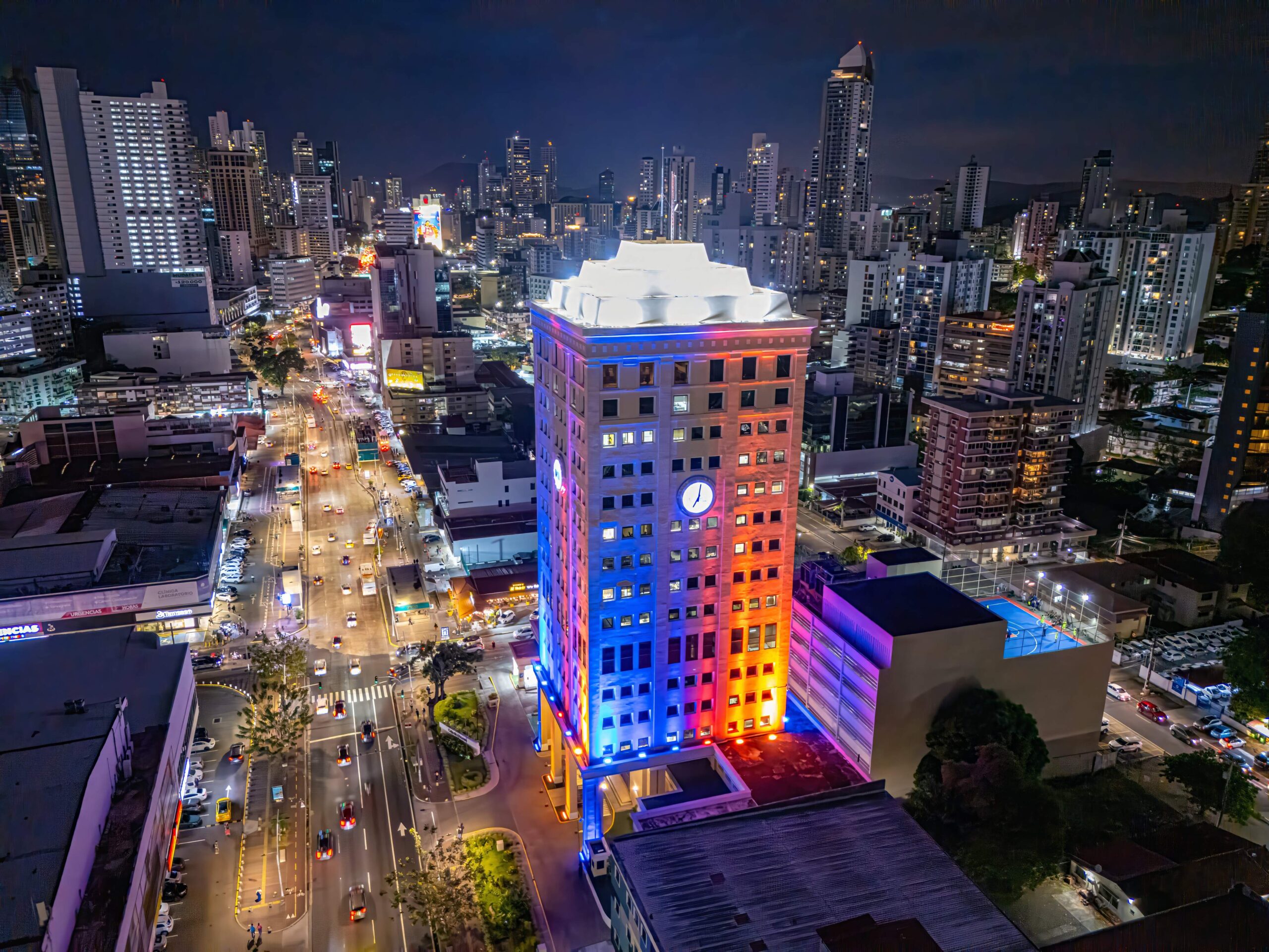 Caja de Ahorros lideriza la transformación del Sistema Bancario Nacional