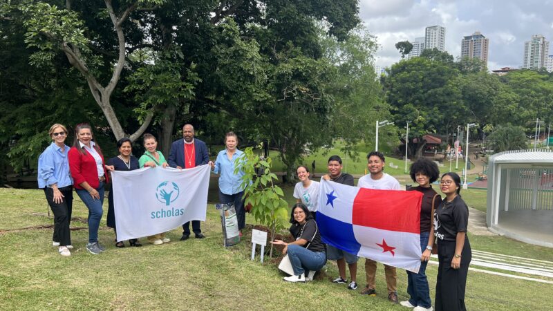 “Scholas Occurrentes conmemora el XII Aniversario de la Fundación del Papa Francisco con un homenaje en Panamá”
