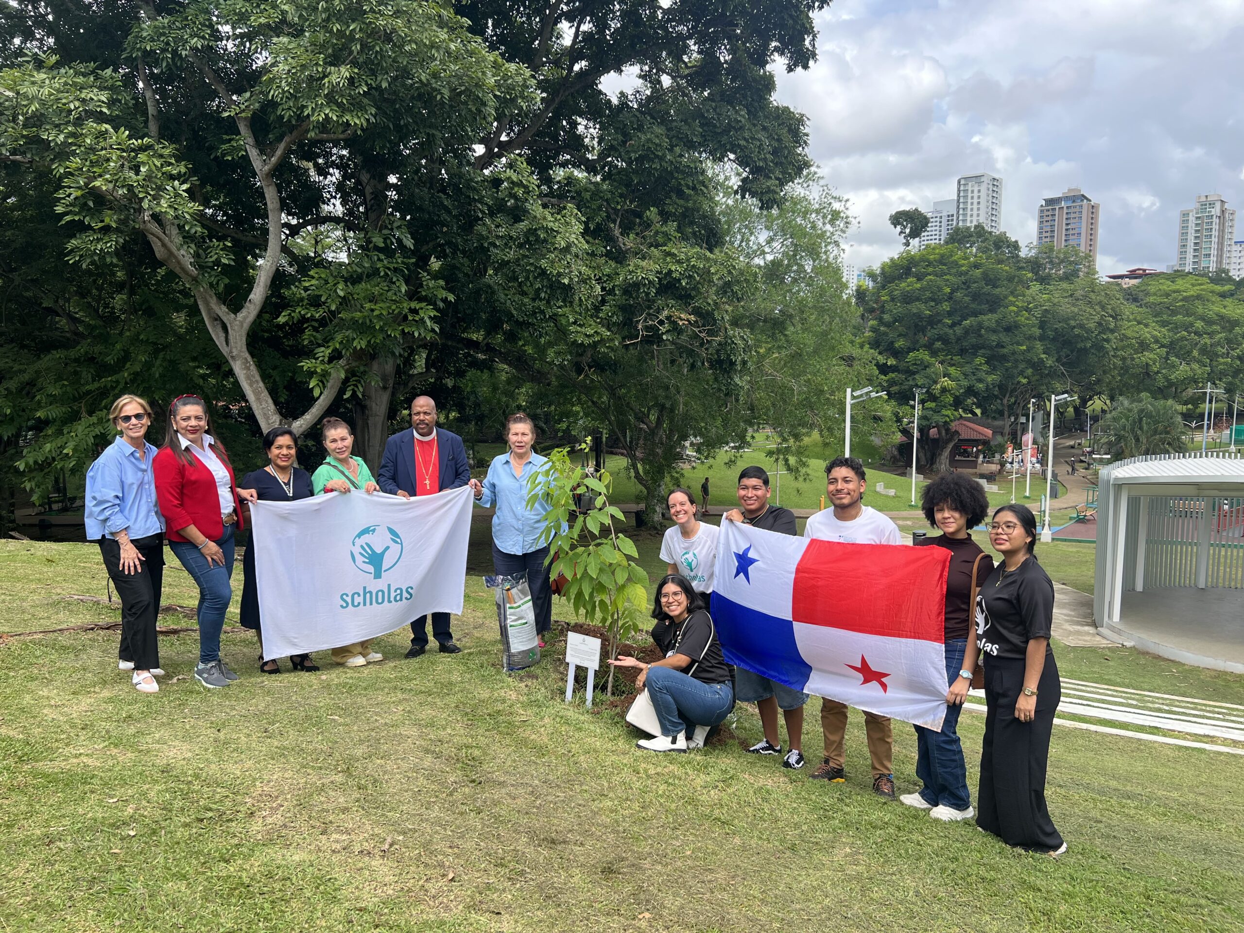 “Scholas Occurrentes conmemora el XII Aniversario de la Fundación del Papa Francisco con un homenaje en Panamá”