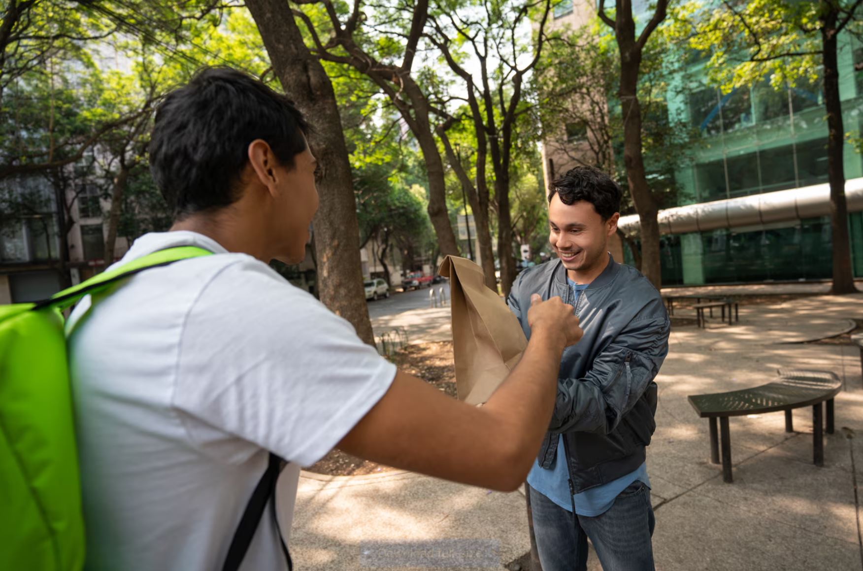 Inteligencia artificial al volante: la nueva aliada de las entregas eficientes 