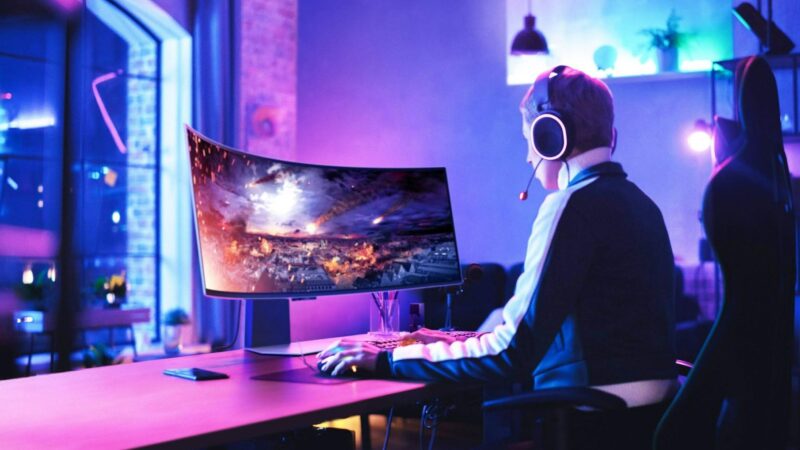 Una pantalla para cada tipo de gamer: ¿curva o plana? Descubre cuál es la mejor opción para ti