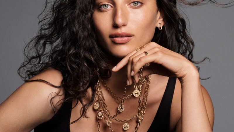 PRESENTAMOS PANDORA TALISMAN: UNA ODA A LAS MONEDAS ANTIGUAS Y A LA IDENTIDAD MODERNA