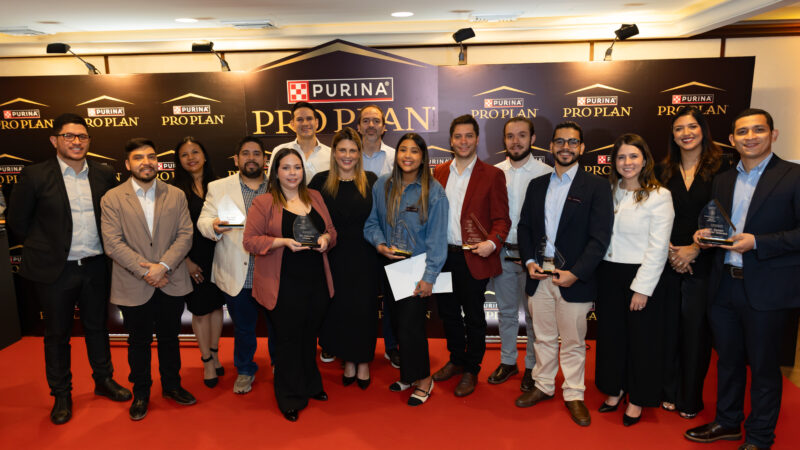 Nestlé Purina presenta el “Desafío Clínico Pro Plan” para impulsar la nutrición veterinaria basada en evidencia