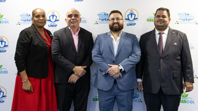 Greencol y la UMIP preparan a estibadores portuarios en Panamá