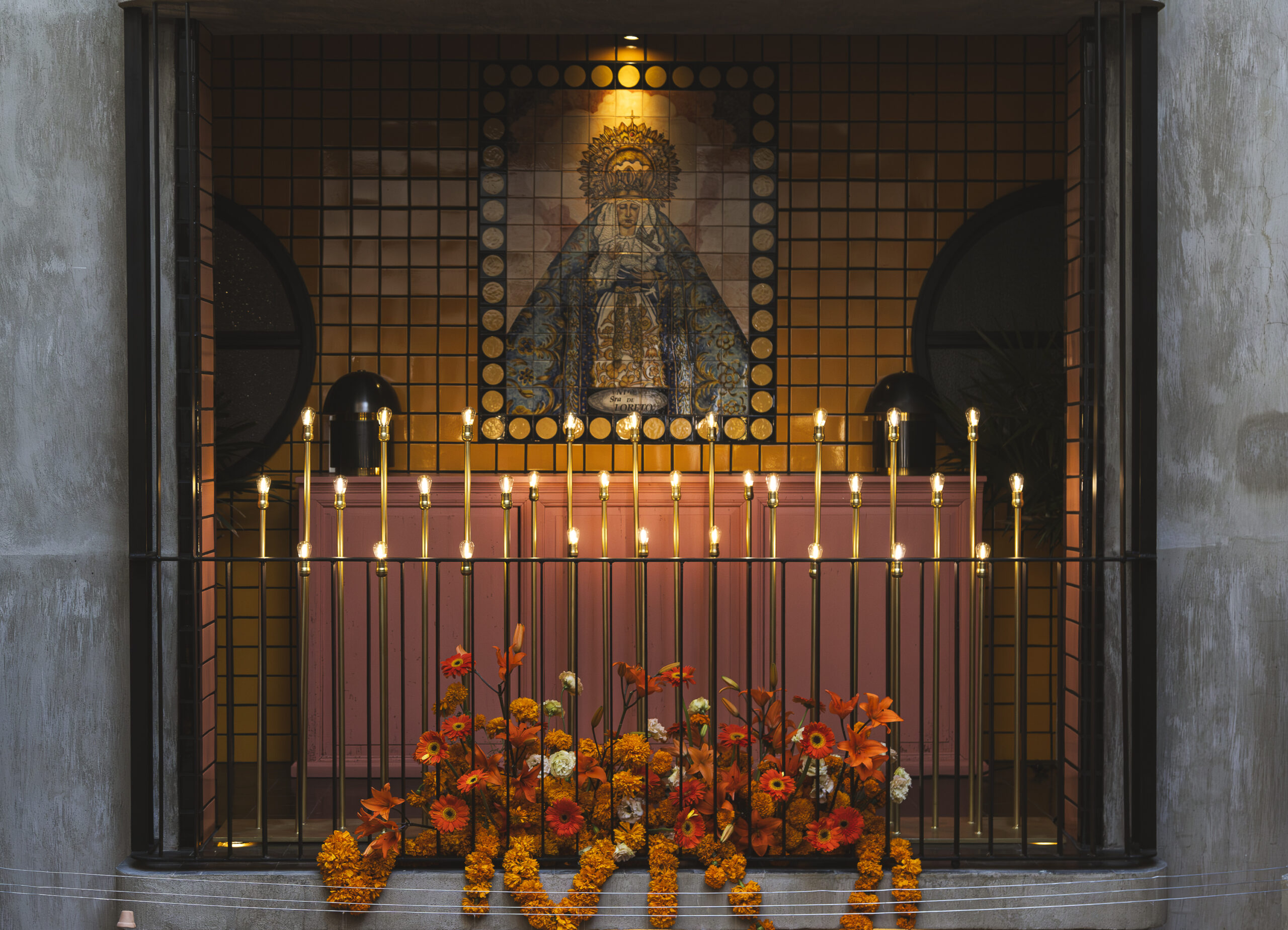 Tradición, homenaje y arte: así se vive el Día de Muertos en Casa Hoyos  