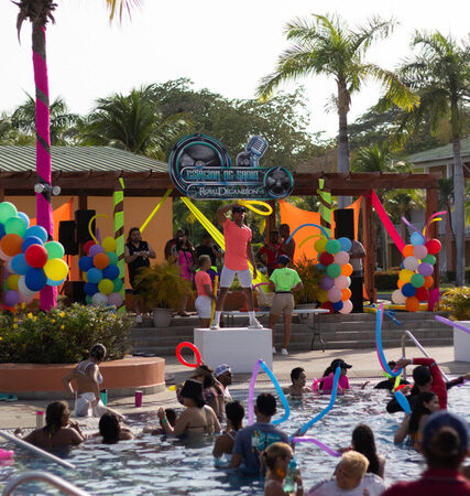 Celebra fiestas patrias en Grand Decameron Panamá:el todo incluido con sabor panameño y beneficios exclusivos con All Inclusive Plus