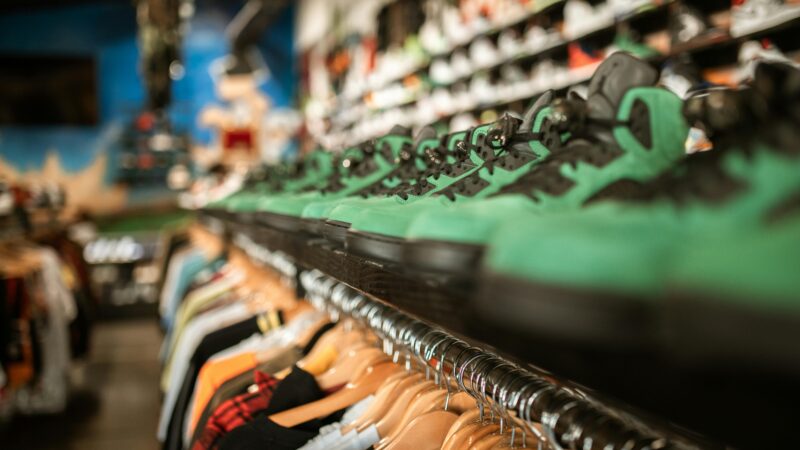 Cómo las marcas convierten sus tiendas pop-up en momentos de culto: las experiencias de compra más adictivas del mundo