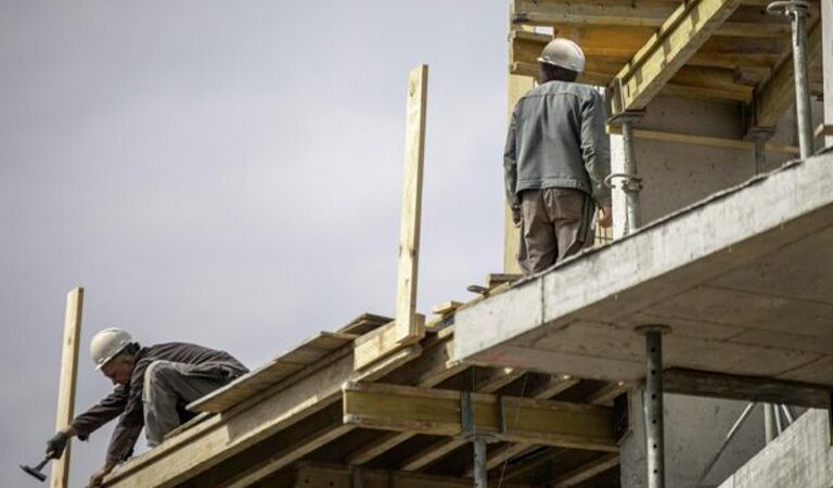 La inflación y los riesgos laborales son una de las principales amenazas para la construcción en América Latina