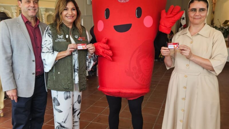 Wendy’s Panamá entrega donativo al Hogar Malambo 