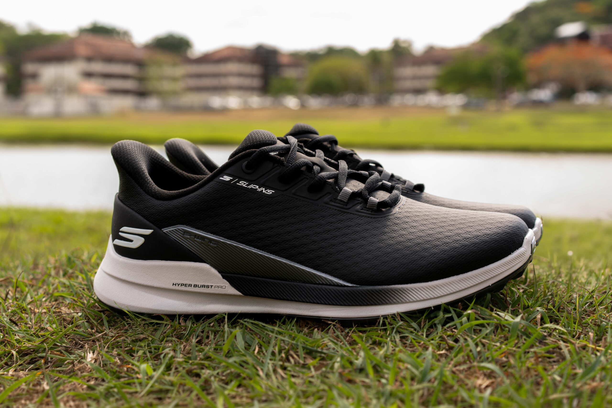 Skechers lleva el confort al campo de golf