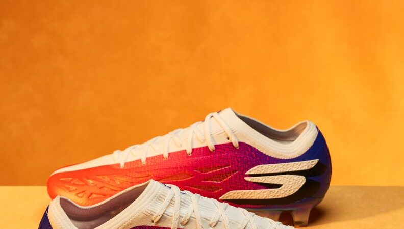 SKECHERS PRESENTA EL BOTÍN DE FOOTBALL SKECHERS RAZOR 2 FOOTBALL BOOT
