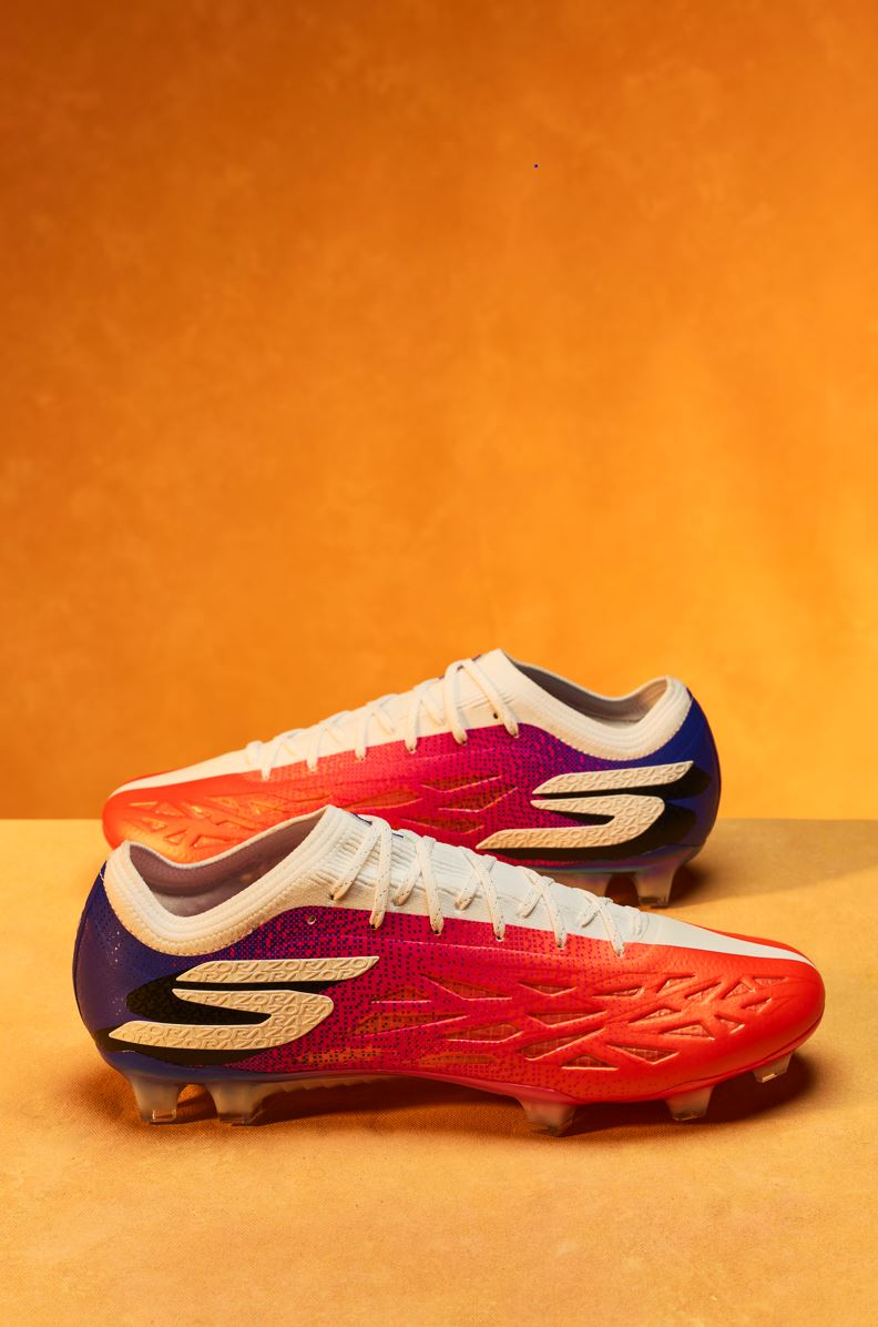 SKECHERS PRESENTA EL BOTÍN DE FOOTBALL SKECHERS RAZOR 2 FOOTBALL BOOT
